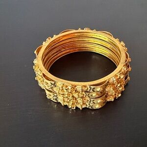 Set of 4 Gold Tone Bangles